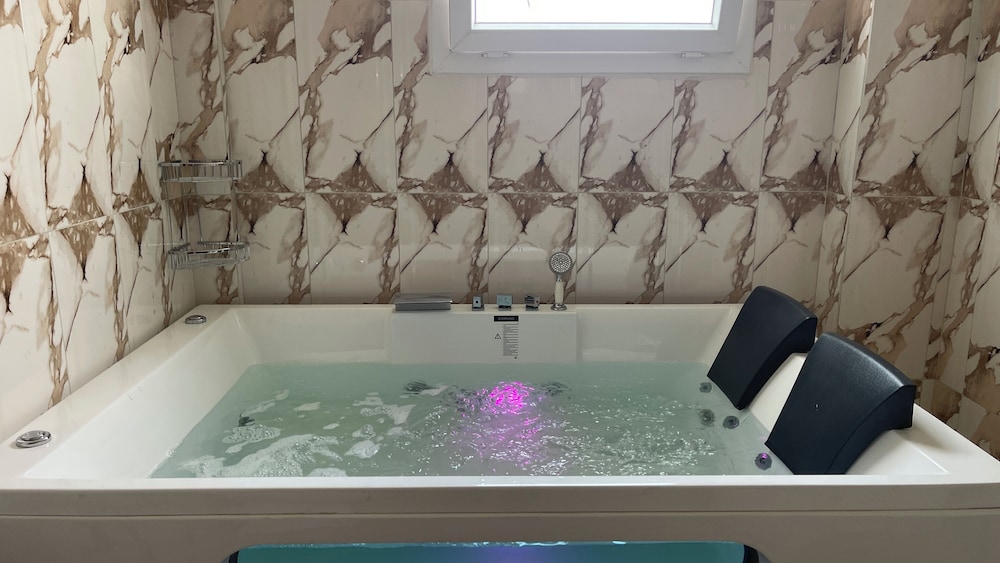 Marcy Suites Bastos in Yaounde, Cameroon