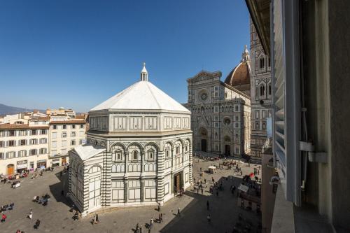The Suite Dome Apartment by Mamo Florence — 4-Star Luxury Hotel in Florence, Italy