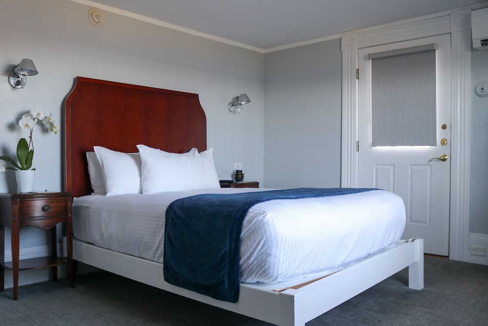 Emerson Inn - photo 49