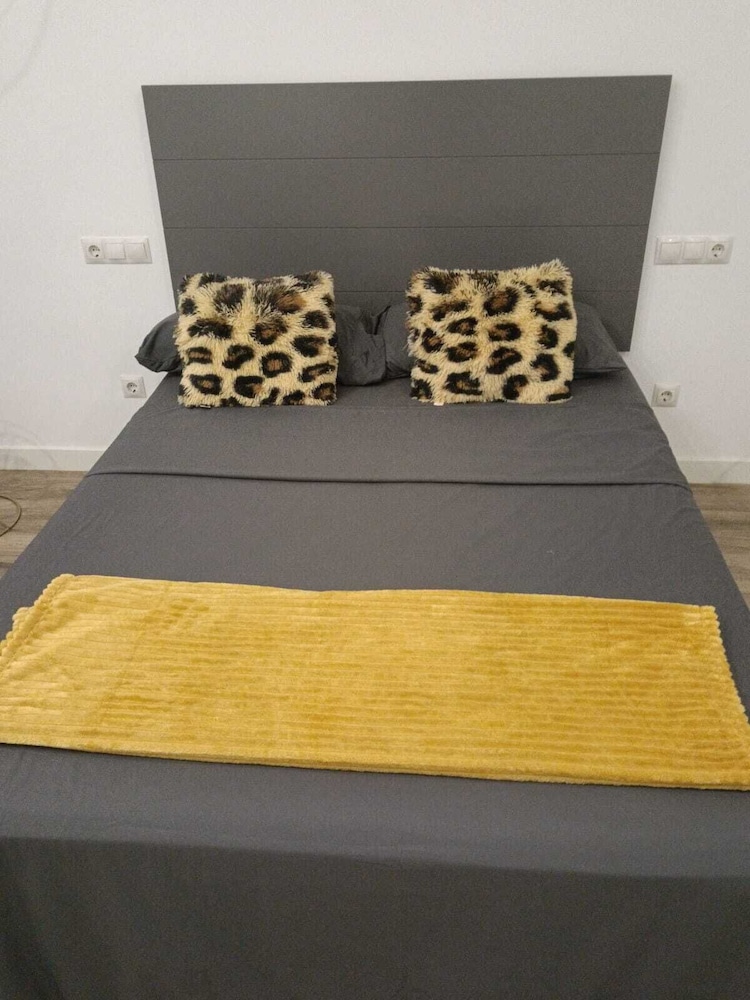 Rupestre hotel Cuatro Vientos Madrid