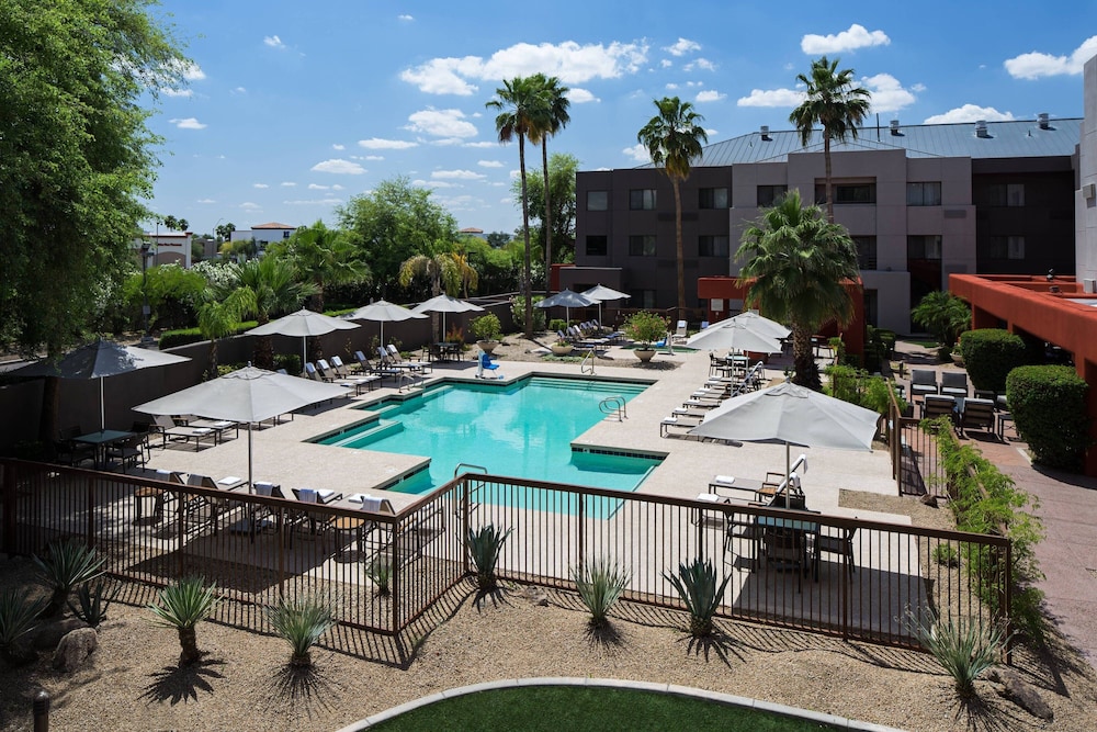 Courtyard by Marriott Scottsdale North - photo 17