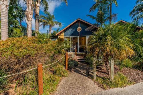 In Da Block Beachy Haven — 4-Star Luxury Hotel in Inverloch, Australia