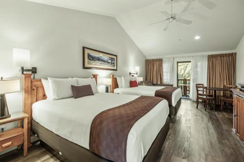 El Pueblo Inn - photo 26