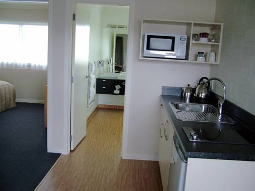Central Motor Lodge