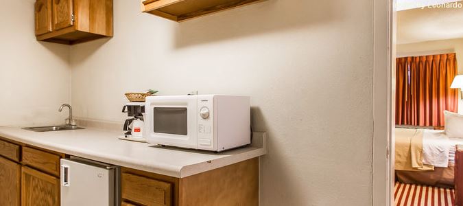 Econo Lodge Bloomington - photo 29