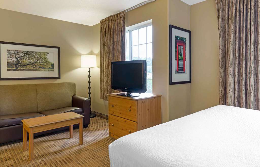 Extended Stay America Suites Boston Marlborough - photo 29