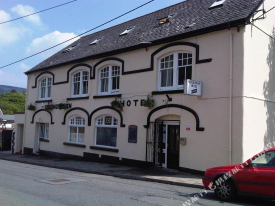 The Hendrewen Hotel — Treorchy
