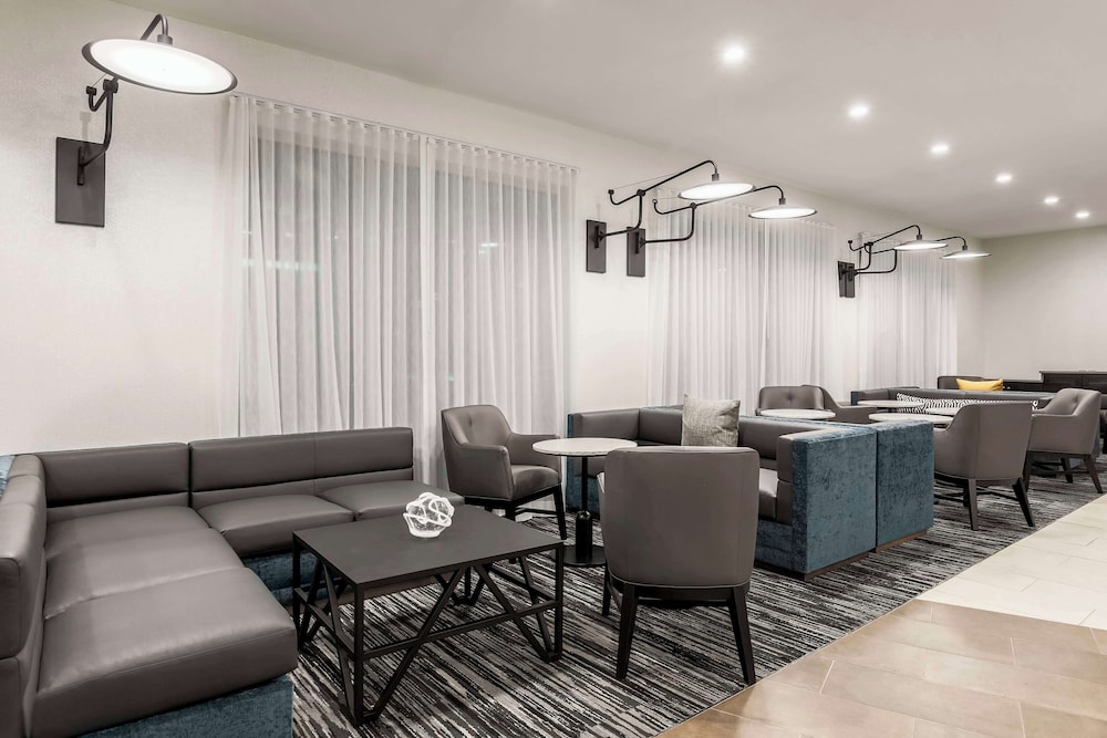 Hyatt Place Waco - photo 11