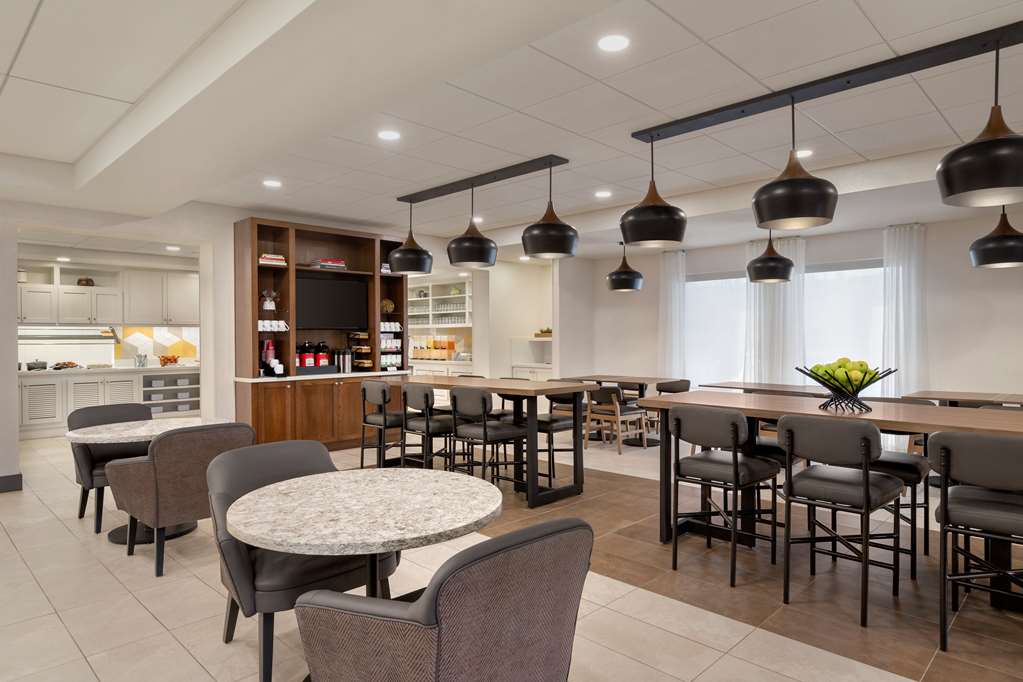 Hyatt Place Tucson Central - photo 23