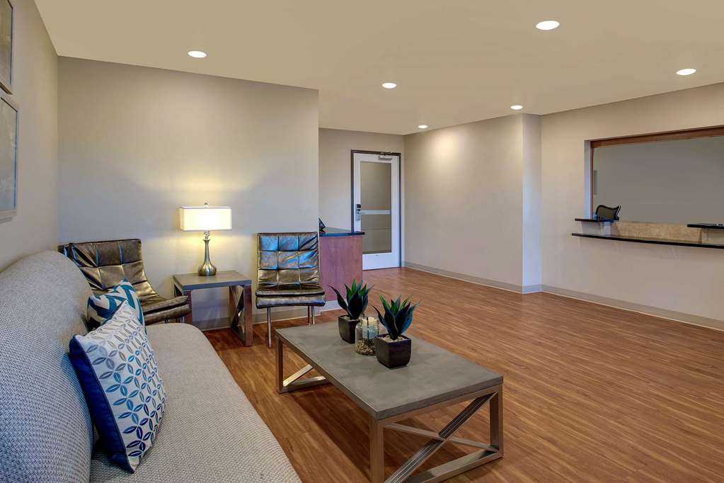 WoodSpring Suites Frederick I 70 - photo 4