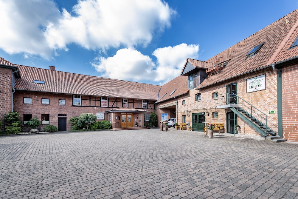 Landhotel Behre — hotel in Lehrte