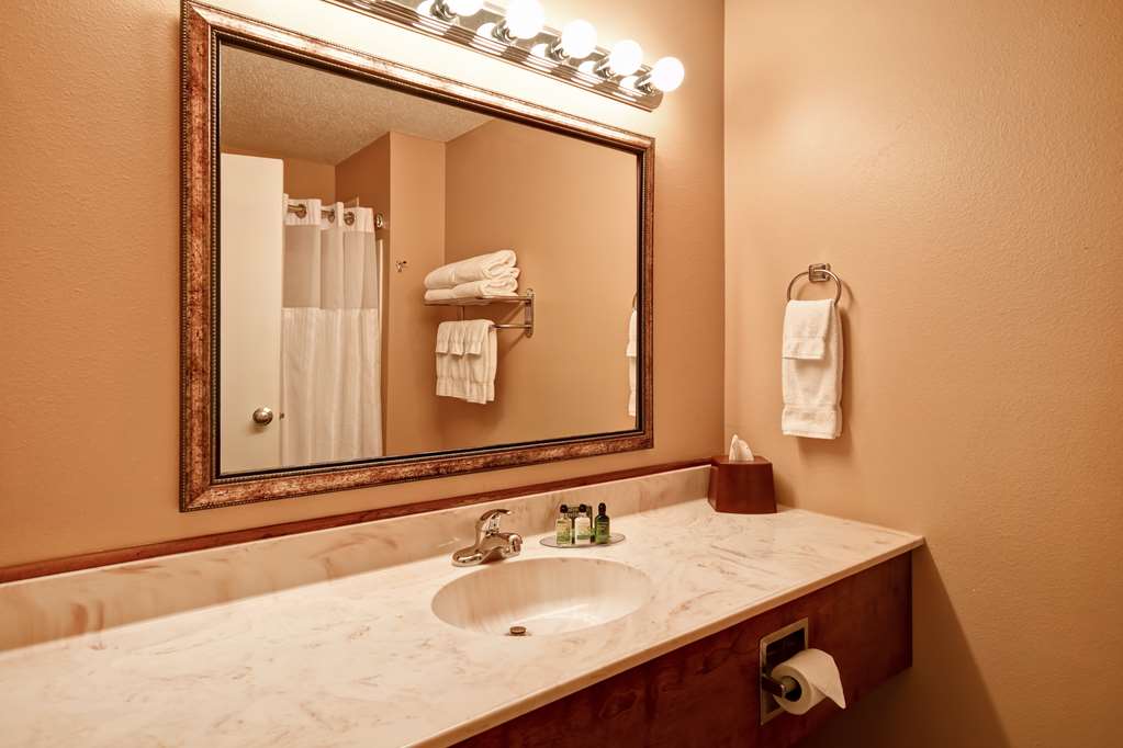 GrandStay Hotel & Suites - photo 8