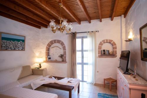 Patmos Houses Tennis & Beach Tennis Court’s in Patmos, Greece