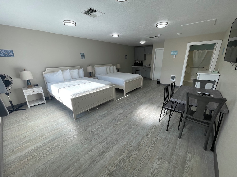 The Coastal Inn and Suites - photo 63