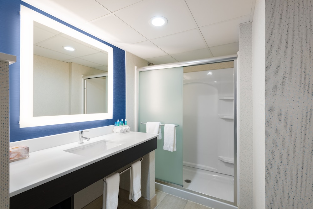 Holiday Inn Express Ramsey Mahwah by IHG - photo 12