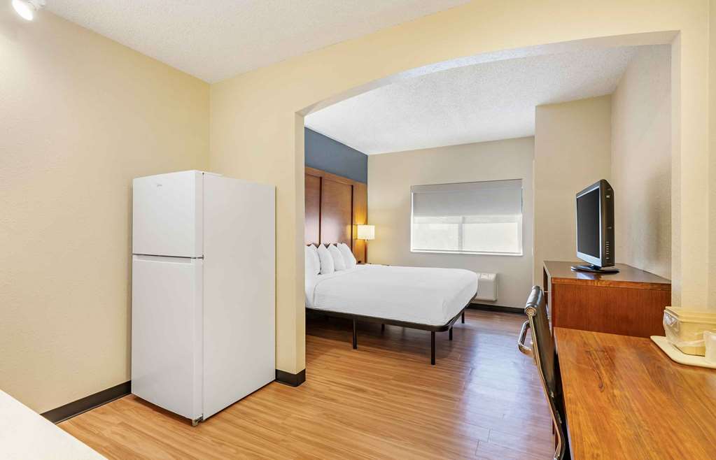 Extended Stay America Suites Buffalo Airport - photo 21
