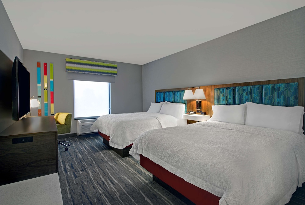 Hampton Inn & Suites Syracuse Dewitt - photo 18