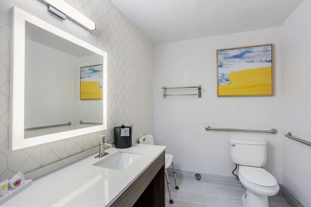 Comfort Inn & Suites Voorhees Mt. Laurel - photo 9