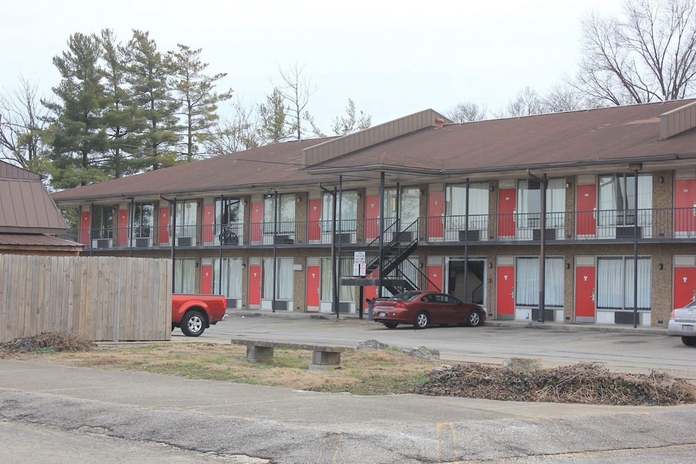 Red Carpet Inn Louisville - photo 46