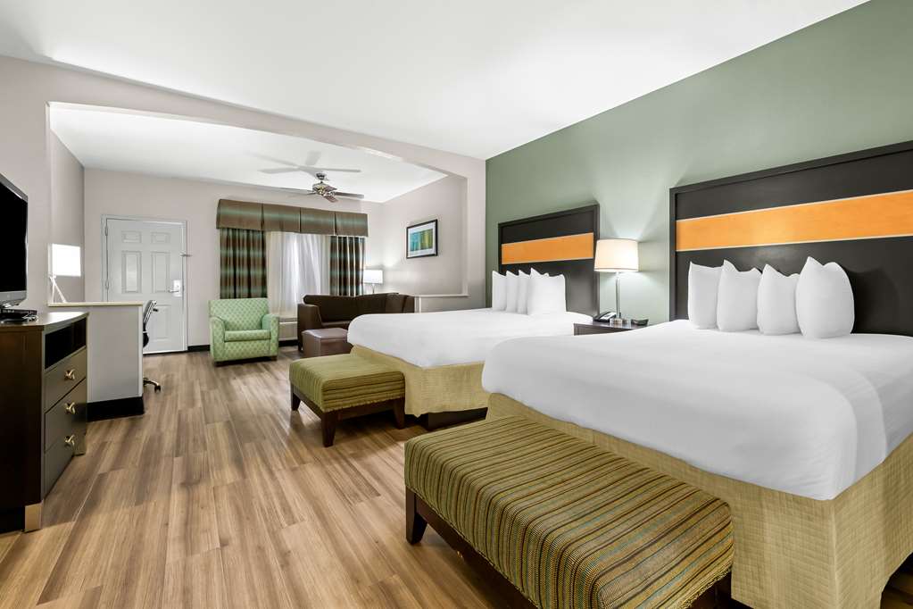 Best Western Executive Suites - photo 13