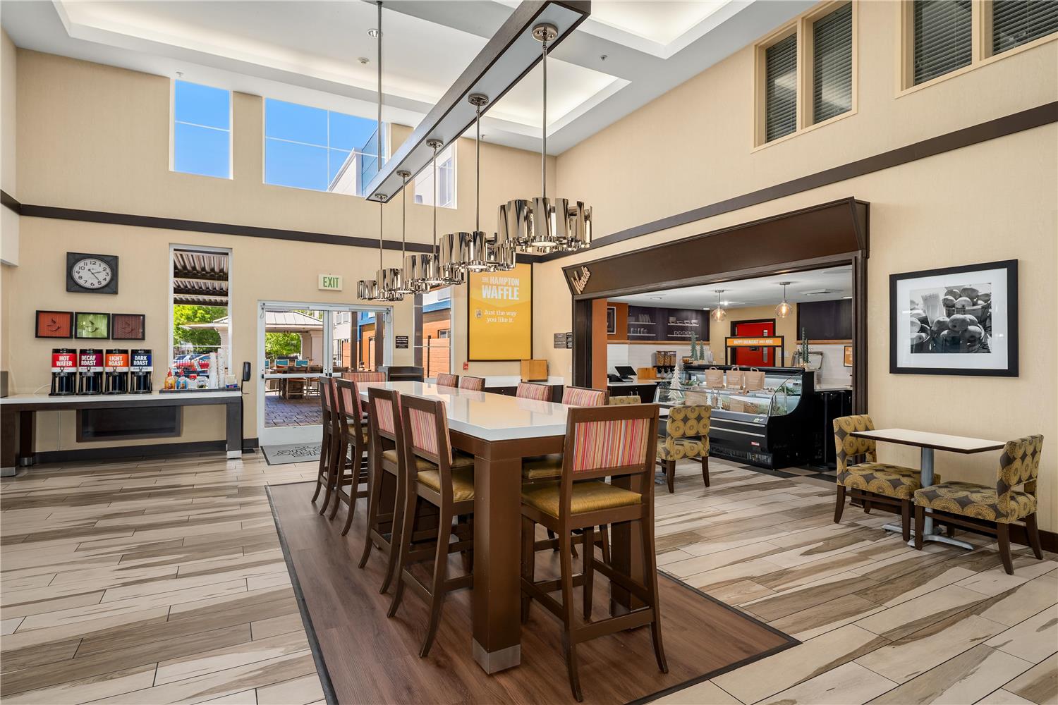 Hampton Inn & Suites Seattle North Lynnwood - photo 13
