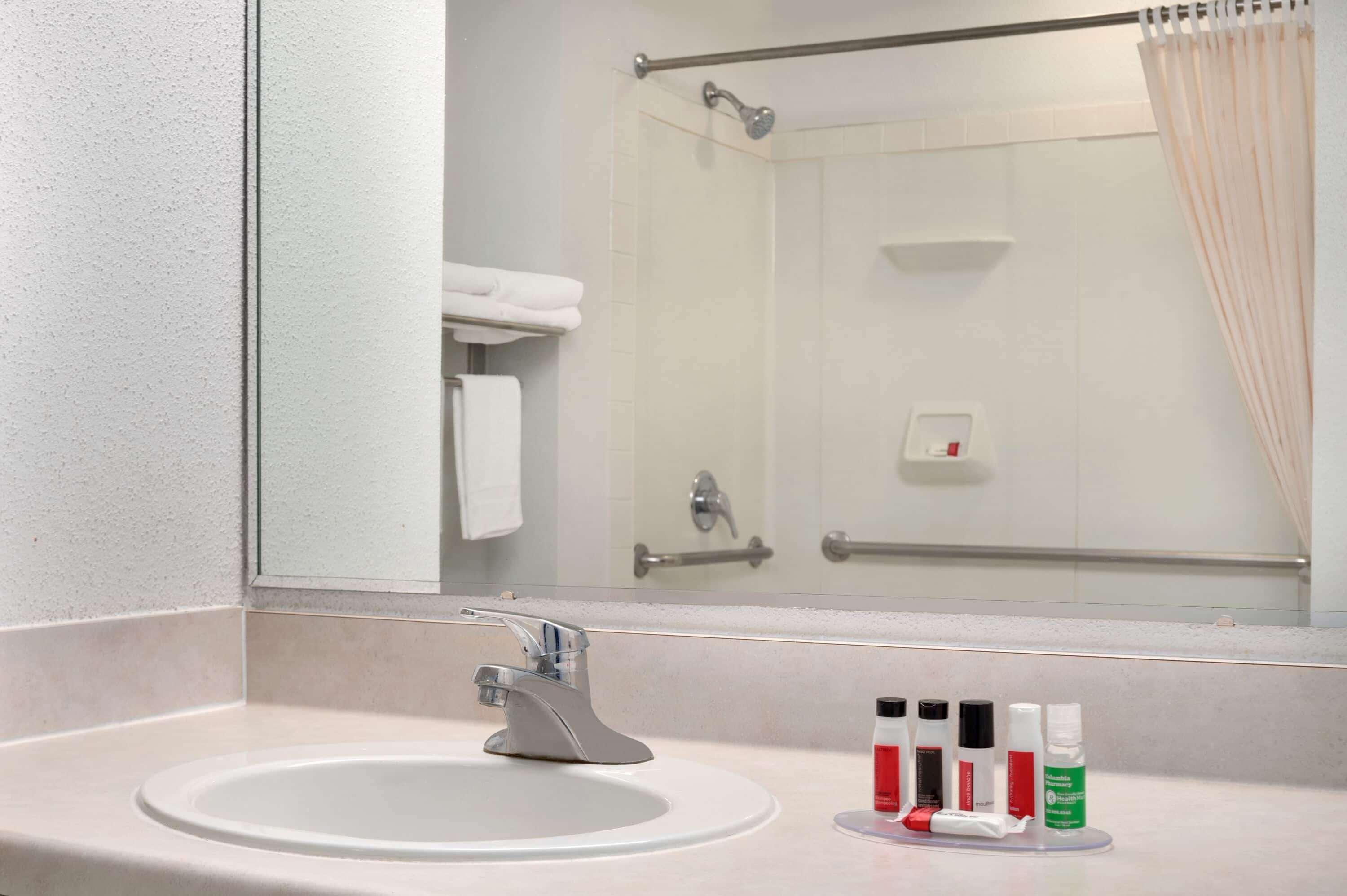Travelodge by Wyndham Zanesville - photo 16