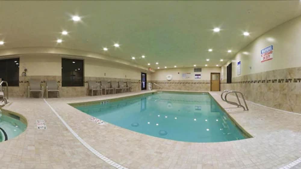 Holiday Inn Express Socorro by IHG - photo 32