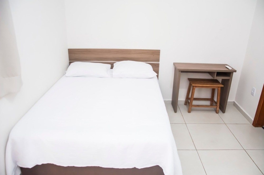 Leati S Hotel — Marilia