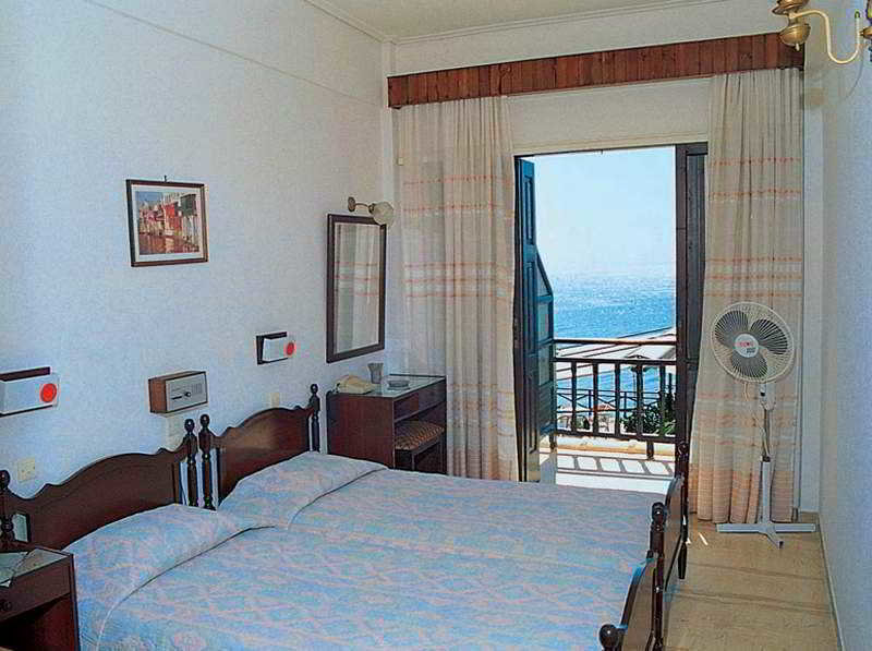 El Coral in Samos, Greece