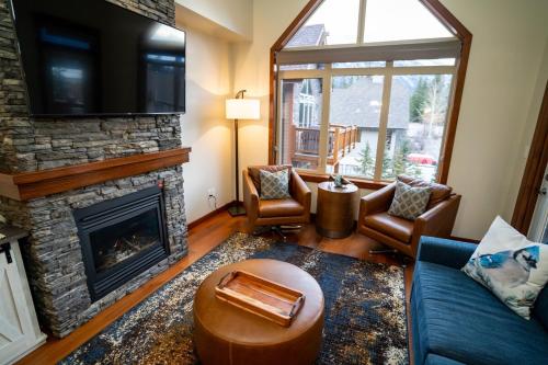 The Raven Suite at Stoneridge Mountain Resort in Canmore, Canada
