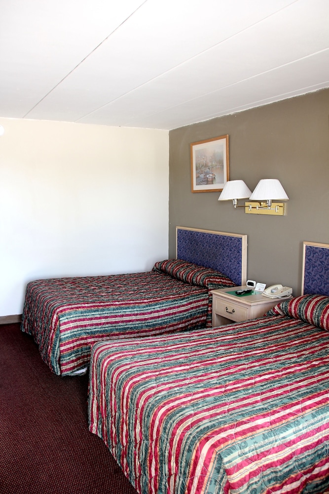 Lake Erie Lodge - photo 10