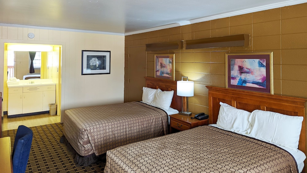 M Star Hotel Cleveland - photo 15