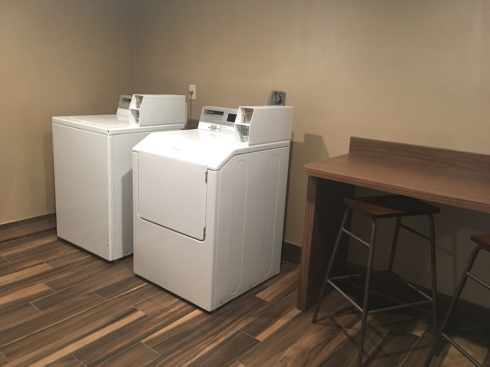 Hampton Inn Sevierville - photo 41