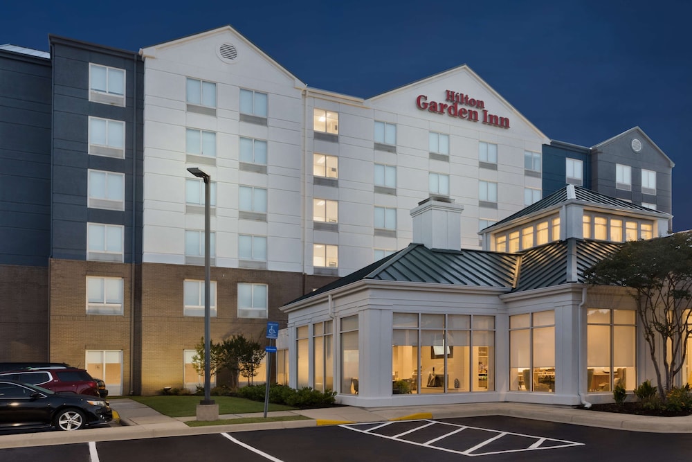 Hilton Garden Inn Birmingham Lakeshore Drive - photo 33