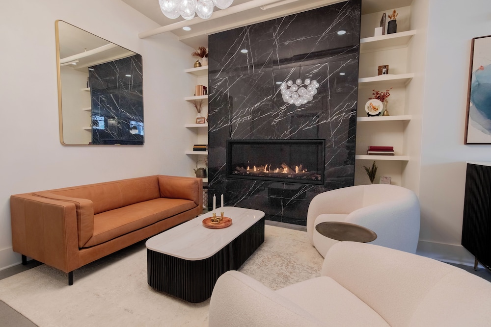 The 1850 Hotel in Boone, United States