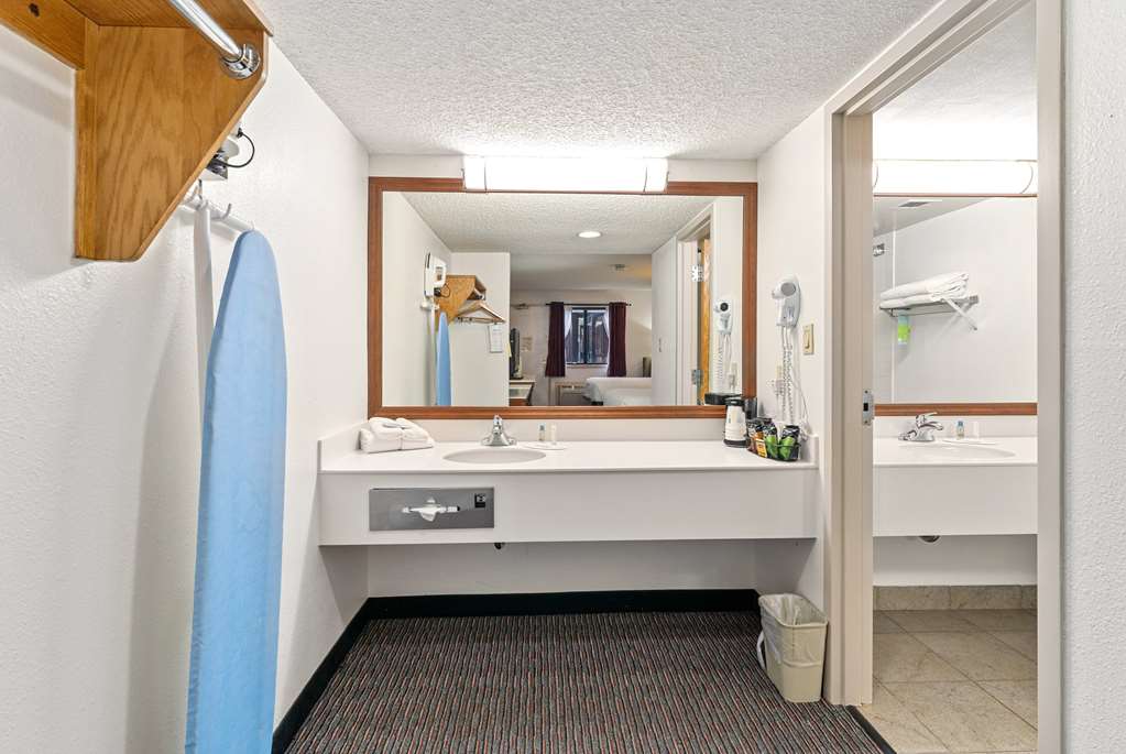 Ramada by Wyndham Cedar City - photo 52