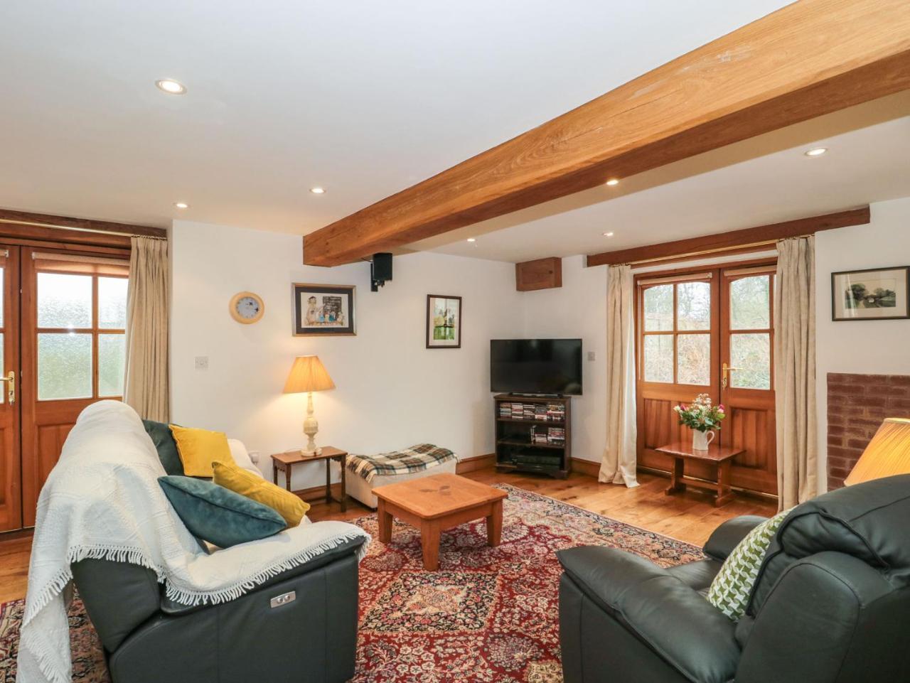 Oak Barn — Cullompton — photo 4