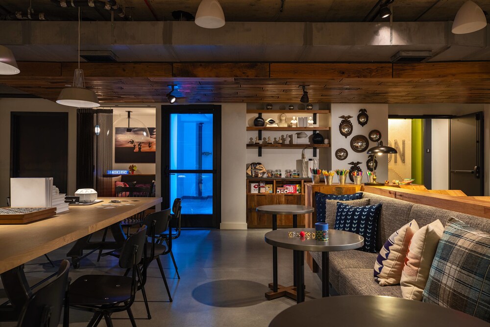 Moxy Washington DC Downtown - photo 22