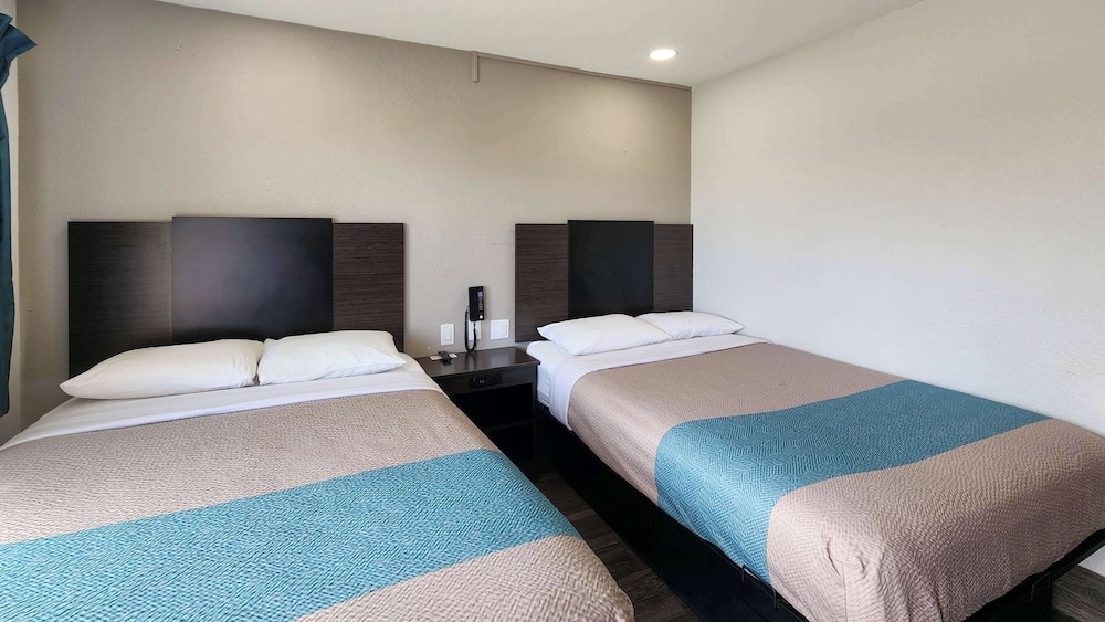 Motel 6 Galveston TX - photo 17
