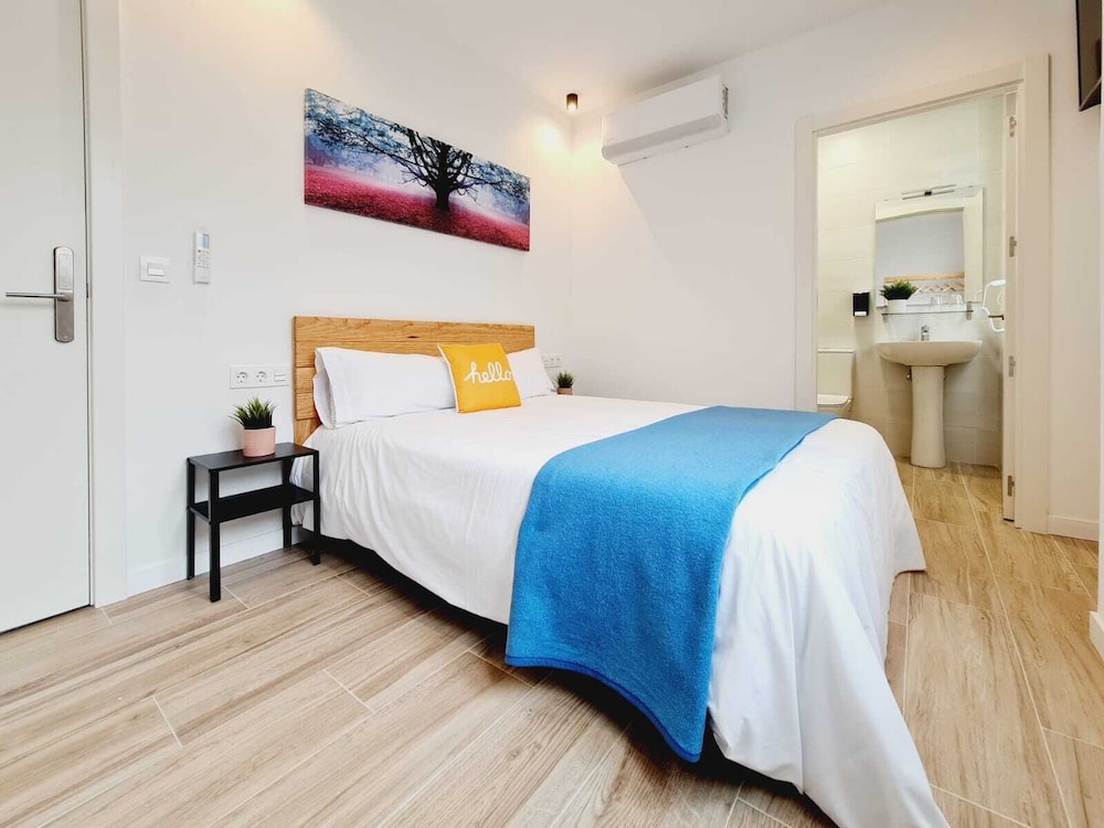 Bilbao rooms & kitchen Santutxu in Bilbao, Spain