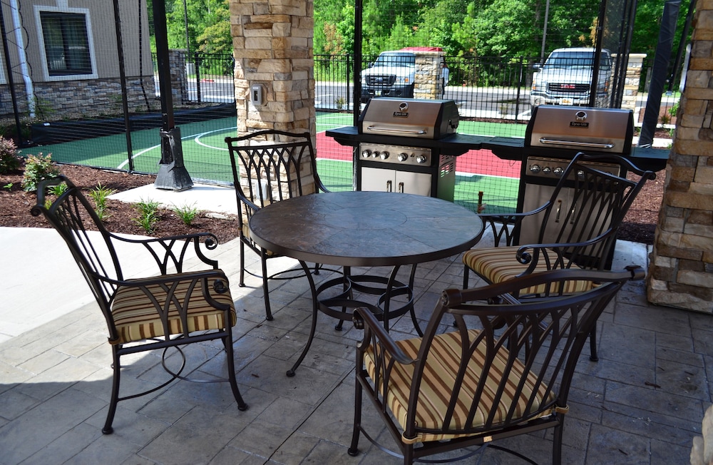 Staybridge Suites Jacksonville Camp Lejeune Area an IHG Hotel - photo 27