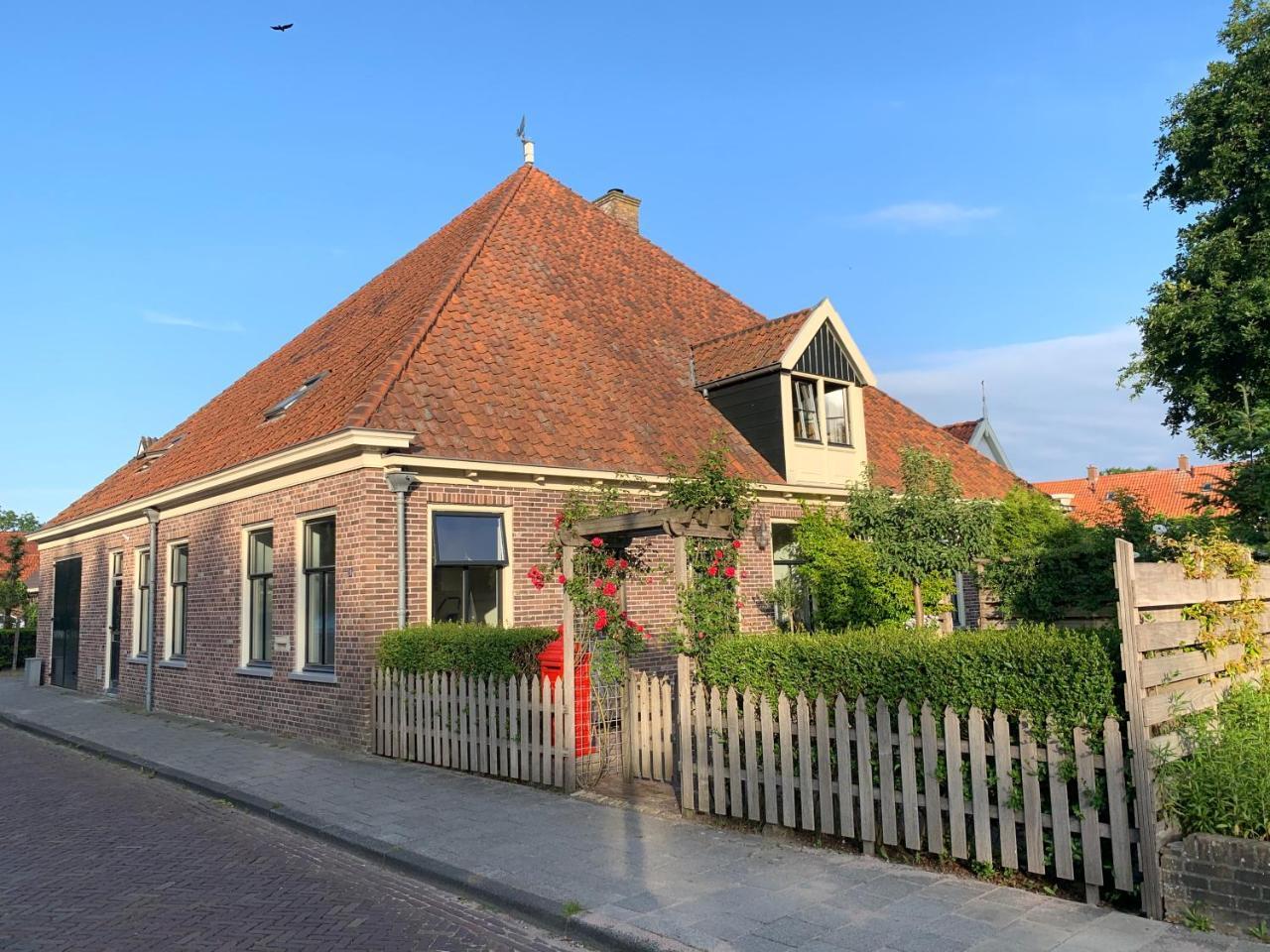 De Walvisch Appartement in Authentieke Boerderij