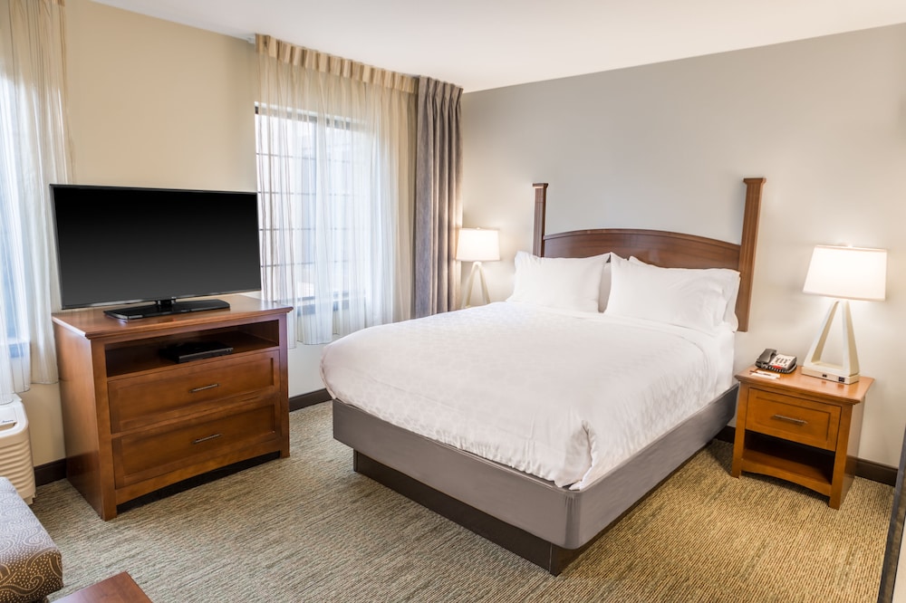 Staybridge Suites Kansas City Independence an IHG Hotel - photo 4