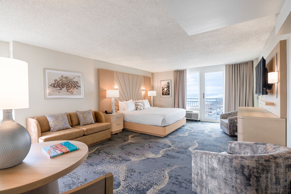 Port O Call Hotel - carbon neutral hotel in Ocean City