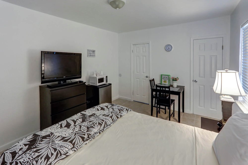 Green Seas Motel - photo 30