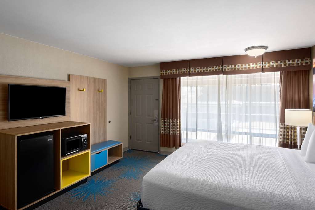 Days Inn by Wyndham Klamath Falls - photo 32