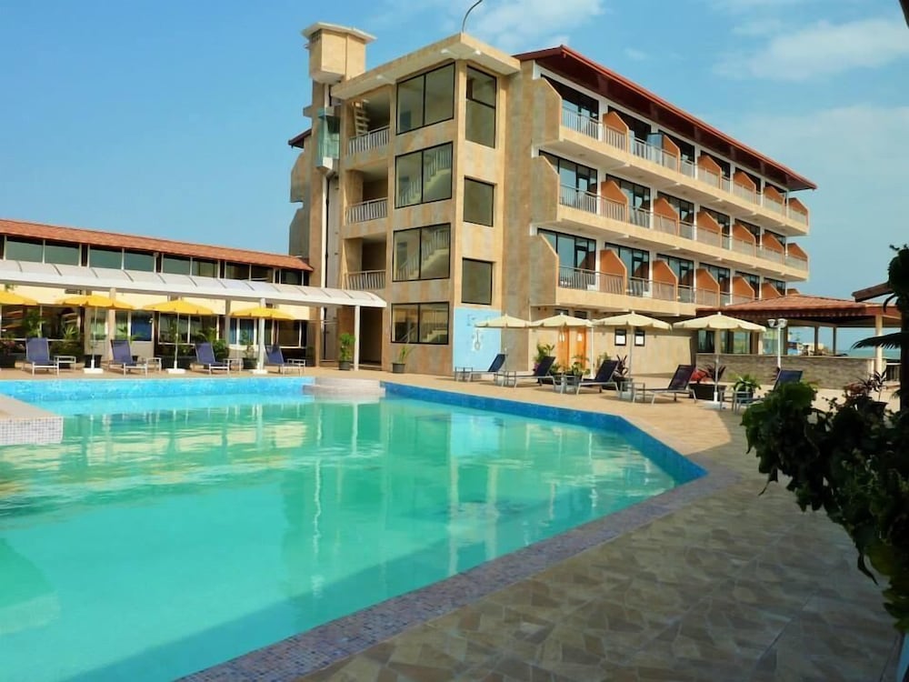 Hotel Petit Bateau — Conakry