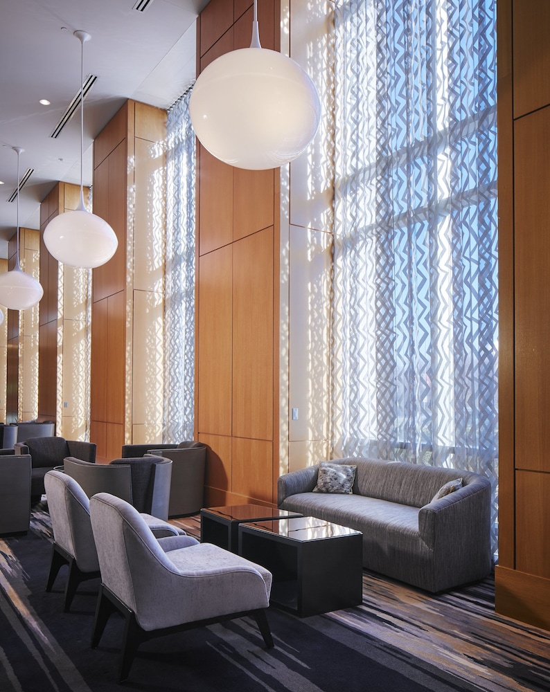 Loews Chicago O'Hare Hotel - photo 3