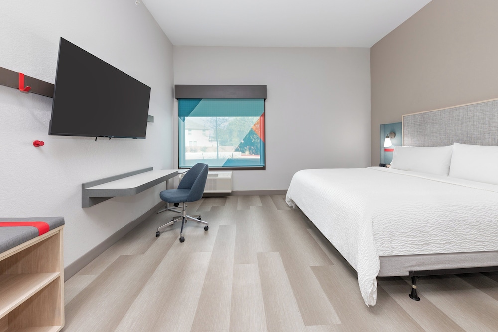 avid hotel Austin NW Lakeline by IHG - photo 21