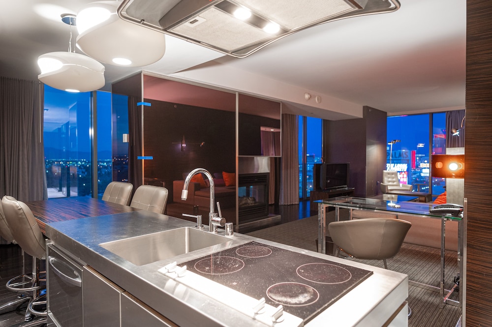 StripViewSuites at Palms Place Penthouses - photo 77
